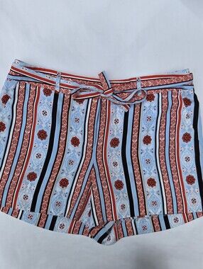 LOFT Costa Shorts